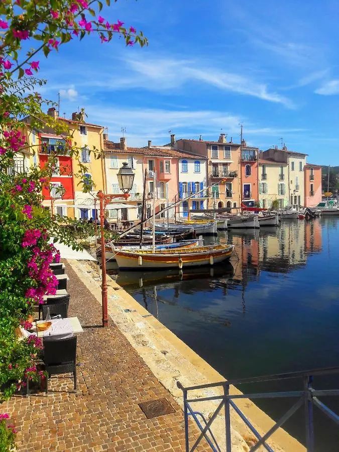 Hebergement Sur L Ile De Martigues, La Venise Provencale Γαλλία