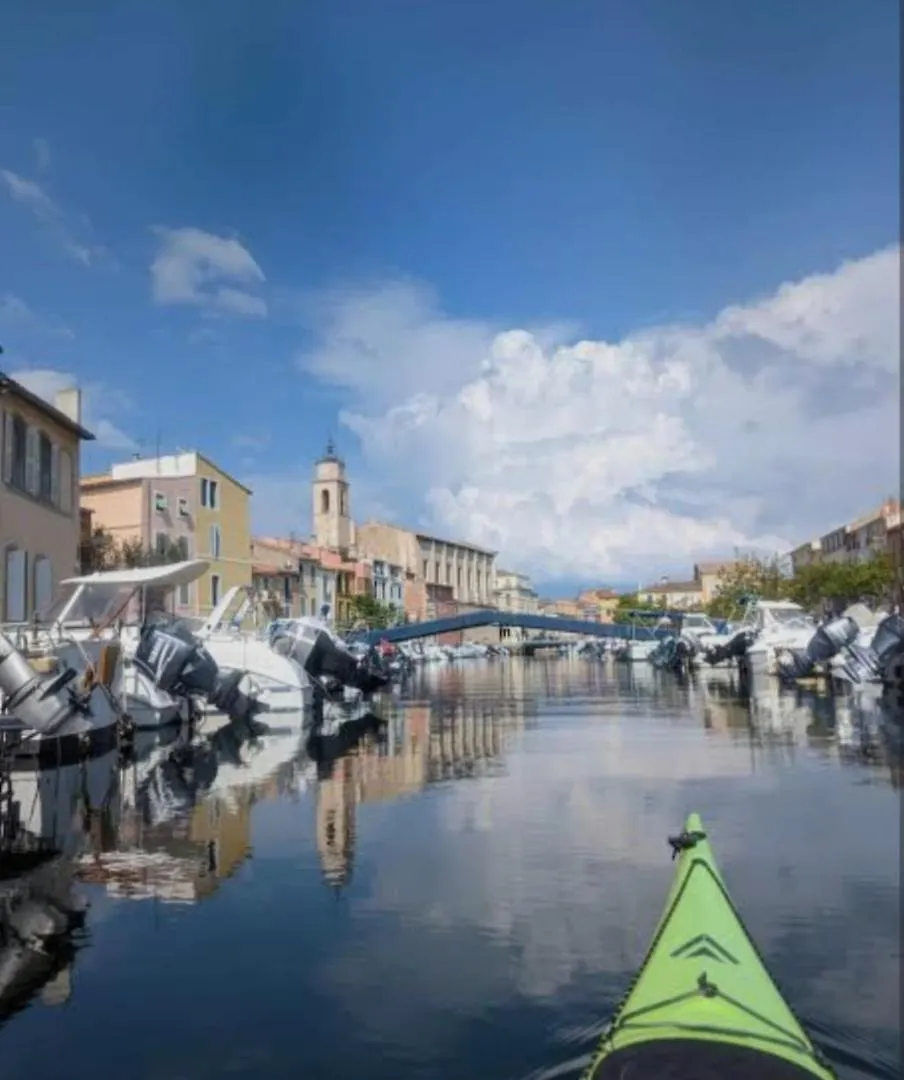 Hebergement Sur L Ile De Martigues, La Venise Provencale Martigues